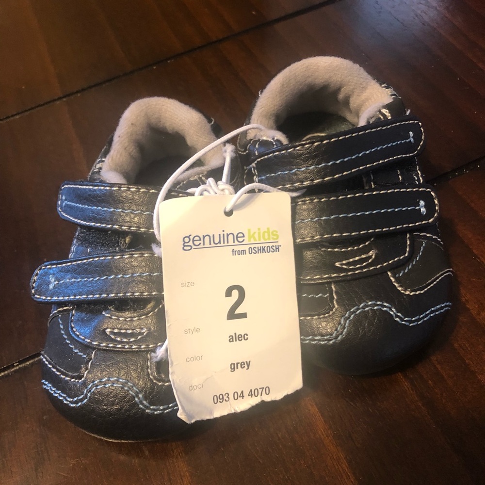 Genuine kids baby shoes size 2